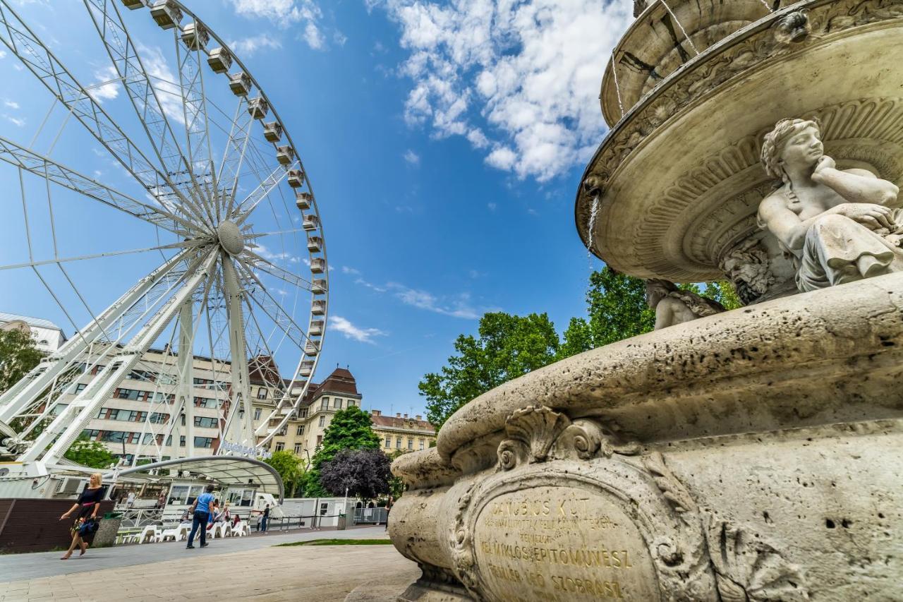 Simply The Best Location Budapest Exteriör bild